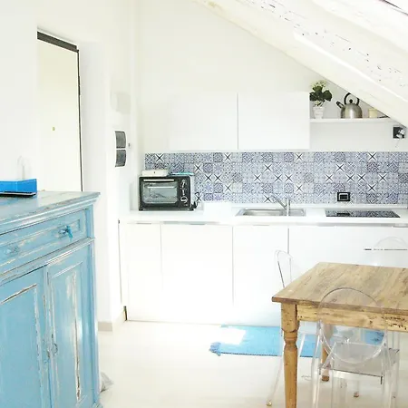 Conte Διαμέρισμα *